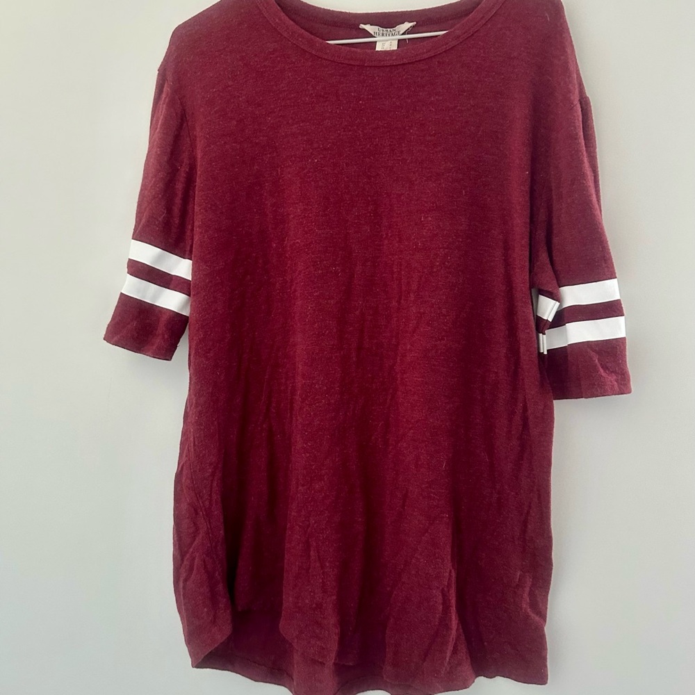 Urban Heritage Burgundy Short Sleeve Tee